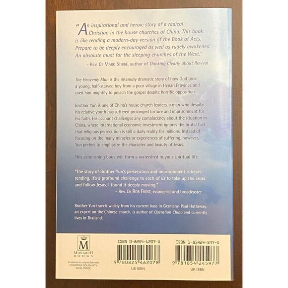 The Heavenly Man Book-True Story Of Chinese Christian Man W/Paul Hattaway - Picture 2 of 3
